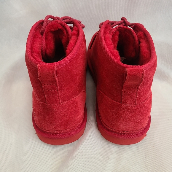 UGG Mens Neumel Chukka Boot in Samba Red Size 11 main image 4